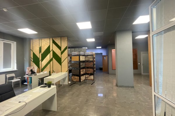 Офис 155 кв.м с качественным ремонтом в центре - фото 2