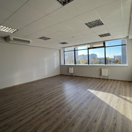 Фотография Аренда офисов от 50 до 320 кв.м в центре - фото 2