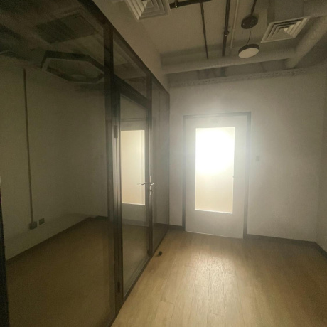 Фотография Аренда качественного офиса 300 кв.м возле м.Каменная Горка - фото 9