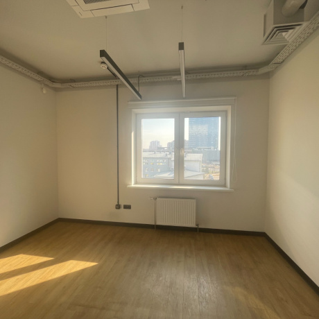 Фотография Аренда качественного офиса 300 кв.м возле м.Каменная Горка - фото 3