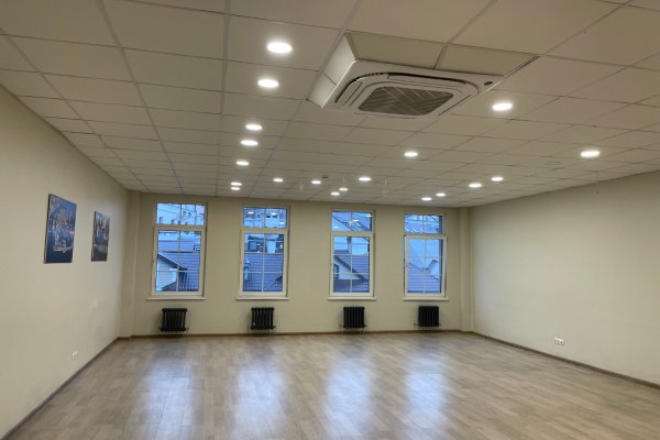 Офисы от 45 до 400 кв. в самом центре, м.Немига - фото 2