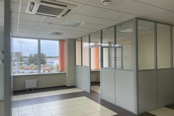 Аренда офиса 75 кв.м в БЦ Империал,  разделен на 4 помещения - фото 6