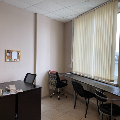 Фотография Аренда офиса 132 кв.м в центре, МЕБЕЛЬ - фото 3