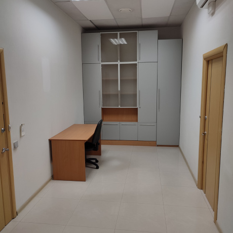 Фотография Офис 66,7 кв.м (три кабинета) в центре, метро - фото 6