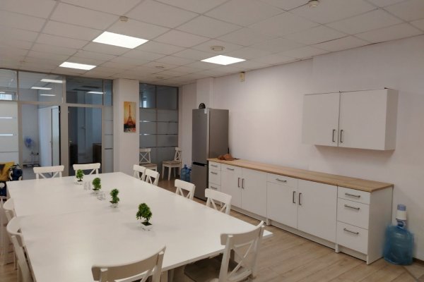 Аренда офиса 165 кв.м в центре, есть МЕБЕЛЬ - фото 5
