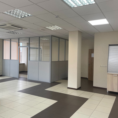 Фотография Аренда офиса 75 кв.м, разделен на 4 помещения, в современном БЦ &laquo;Империал&raquo; - фото 3