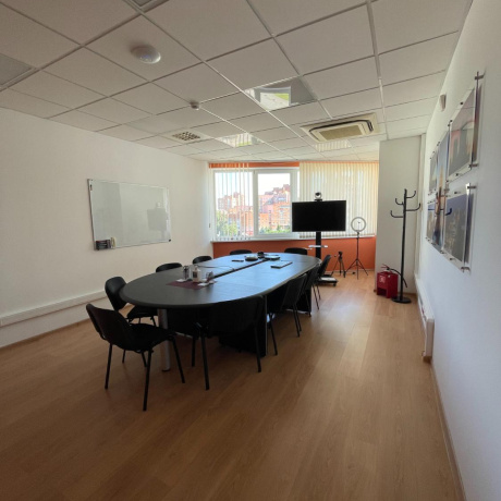 Фотография Аренда офисов 624,4 кв.м, в БЦ &laquo;Порт&raquo;, изолированный этаж, метро - фото 2