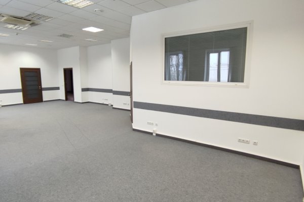 Аренда офиса 83,5 кв.м в центре, метро - фото 3