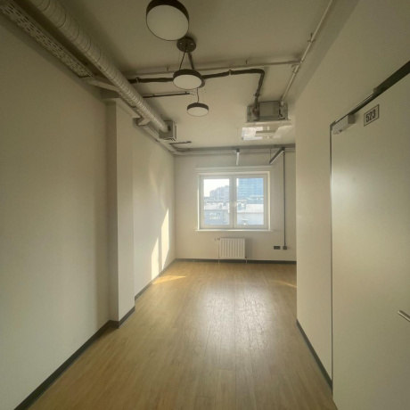 Фотография Аренда качественного офиса 300 кв.м возле м.Каменная Горка - фото 4