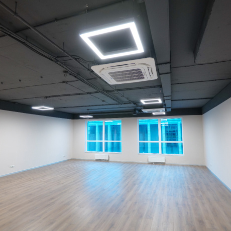 Фотография Аренда офисов от 70 до 10000 кв.м, м. Октябрьская - фото 2