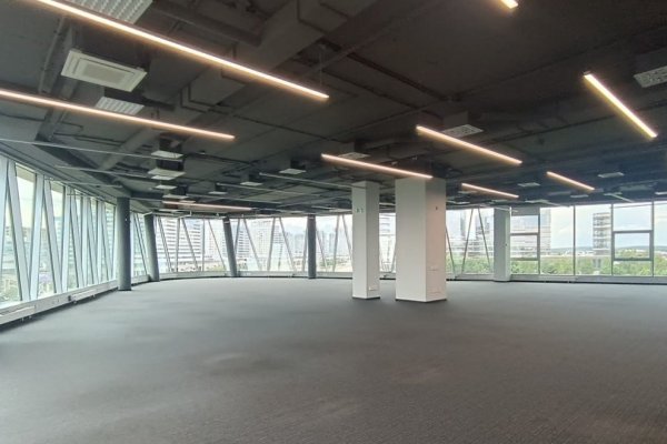Аренда офиса 756 кв.м в бизнес-центре «Ривьера Плаза» - фото 2