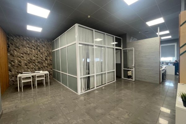Офис 155 кв.м с ремонтом в центре - фото 4