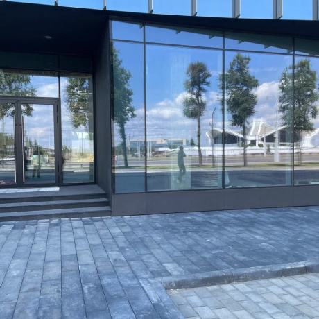 Фотография Торговые помещения от 120 до 260 кв.м в центре, просп.Победителей - фото 2