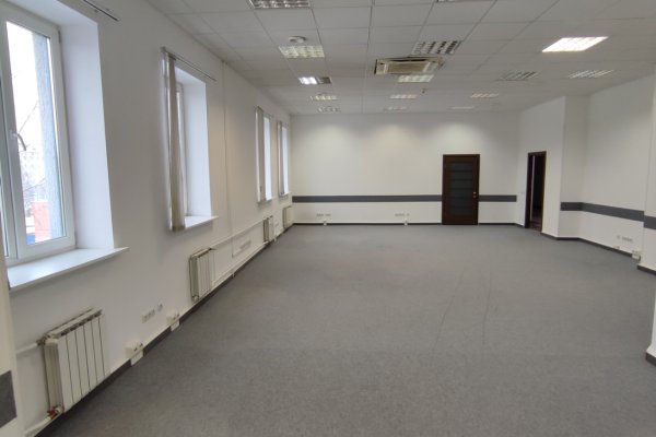 Аренда офиса 83,5 кв.м в центре, метро - фото 2