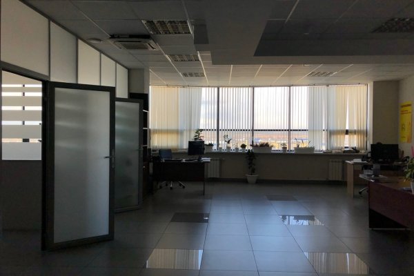 Аренда офиса 115,2 кв.м, разделен на 3 помещения - фото 1