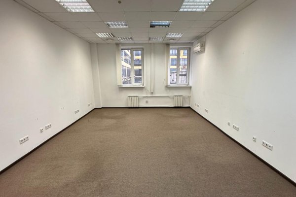 Аренда офисов 121 кв.м (33,9+33,4+53,7) в центре возле метро - фото 1