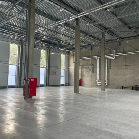 Фотография Сдаётся в аренду современный склад площадью 640 кв.м и АБК 200 кв.м - фото 1