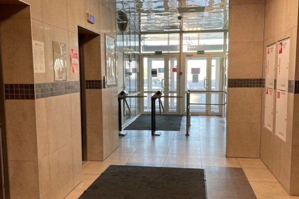 Аренда офисов от 400 до 1050 кв.м возле метро - фото 2