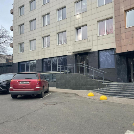 Фотография Аренда помещения 288 кв.м под магазин, офис продаж, шоурум - фото 5