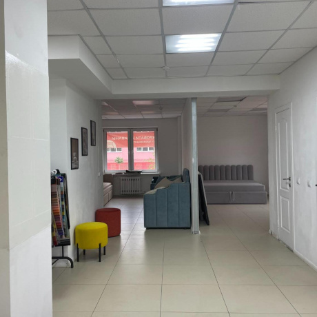 Фотография Продажа помещения 98,1 кв.м, метро в шаговой доступности - фото 4