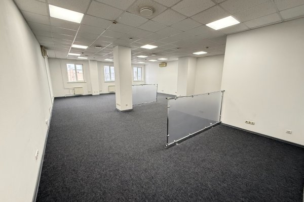 Аренда офисов 290 кв.м на одном этаже в бизнес центре, метро - фото 9