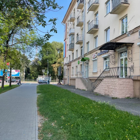Фотография Помещение 53 кв.м в самом центре, 1 этаж, отдельный вход, м.Октябрьская - фото 1