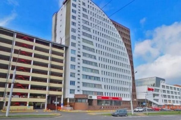 Продажа офисов 73,8 кв.м с парковочными местами, центр - фото 1