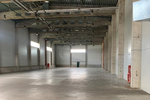 Продажа склада 2000 кв.м возле МКАД - фото 1