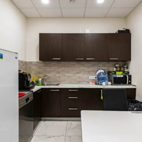 Фотография Светлые офисы (от 33 м2 до 85 м2) с панорамным видом на лес в БЦ &laquo;Империал&raquo; - фото 7