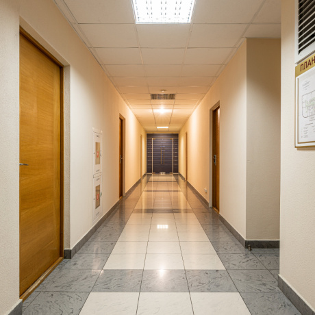 Фотография Офисный блок (355 м&sup2;) с бесплатной закрытой парковкой (метро Аэродромная и Ковальская Слобода) - фото 10