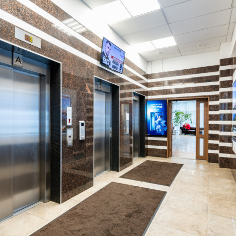 Фотография Светлые офисы (от 33 м2 до 85 м2) с панорамным видом на лес в БЦ &laquo;Империал&raquo; - фото 2