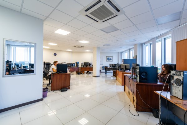 Светлые офисы (от 33 м2 до 85 м2) с панорамным видом на лес в БЦ &laquo;Империал&raquo; - фото 5