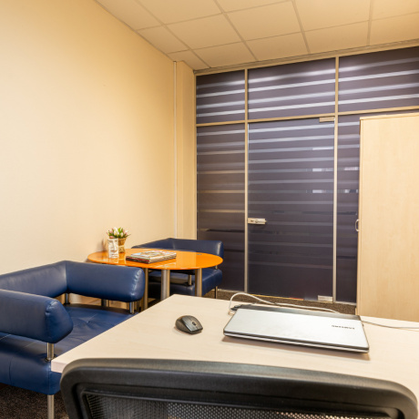 Фотография Офисный блок (355 м&sup2;) с бесплатной закрытой парковкой (метро Аэродромная и Ковальская Слобода) - фото 6