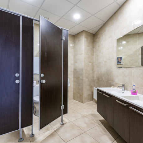 Фотография Светлые офисы (от 33 м2 до 85 м2) с панорамным видом на лес в БЦ &laquo;Империал&raquo; - фото 10