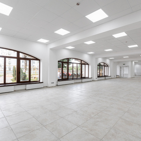 Фотография Торговое помещение 320 м2 Open-space с двумя отдельными входами - фото 2