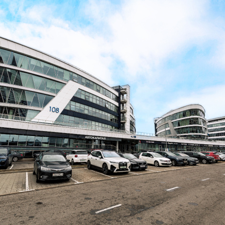 Фотография Торговое помещение / премиум-шоурум (174,5 м&sup2;) с отдельными входами в БЦ &laquo;Ривьера Плаза&raquo; - фото 1