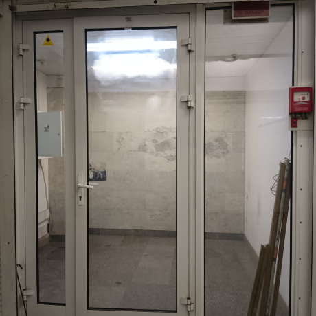 Фотография  Сдаются в аренду торговые помещения площадью 6,4 и 20,1 кв.м на входной зоне вестибюля станции метро `Партизанская` - фото 6