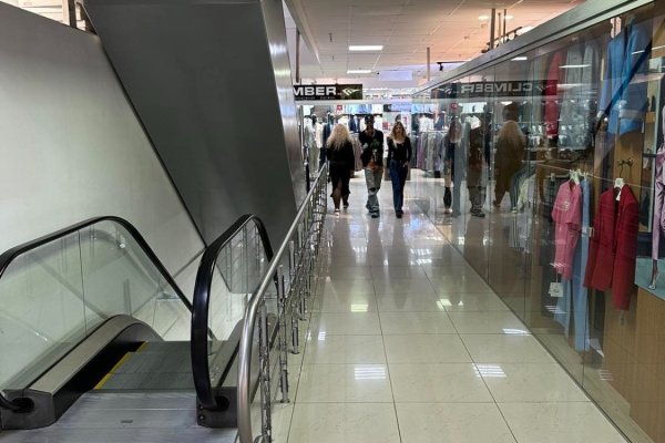 Продаётся торговое помещение 30,4 кв. метров в ТЦ Немига 3, в самом центре Минска, в пяти минутах от метро Немига. - фото 3
