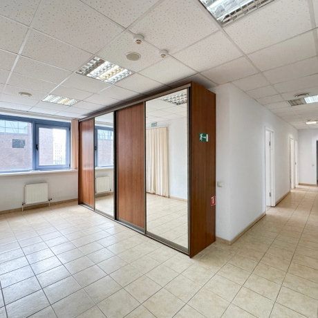 Фотография Продаётся офис 204,5 м&sup2; в бизнес-центре &laquo;Немига-Сити&raquo; - фото 2