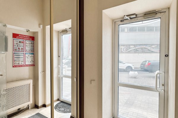 Сдается офис на первом этаже с отдельным входом в Б/Ц - фото 20