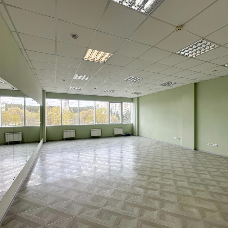 Фотография Аренда помещения 65.9 м2, БЦ "Зелёный Луг", ул.Гамарника 30 - фото 3