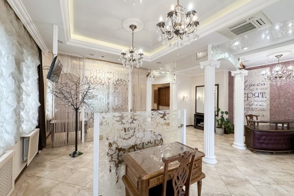 Сдается офис на первом этаже с отдельным входом в Б/Ц - фото 2