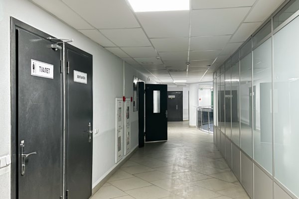 Аренда помещения 65.9 м2, БЦ "Зелёный Луг", ул.Гамарника 30 - фото 11