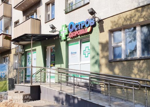 Продажа торгового помещения на ул. Козлова, 31 (92,6 м2) - фото 1