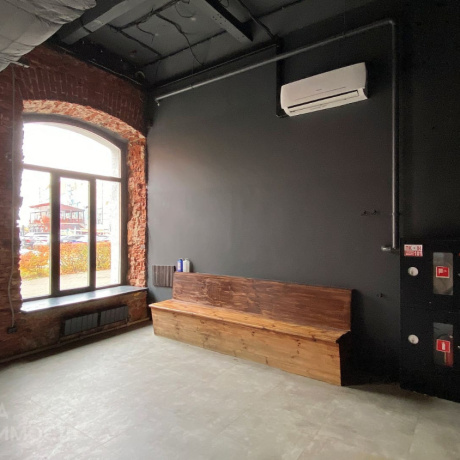 Фотография Аренда торгового помещения 39,9 м&sup2; на ул. Октябрьская - фото 1