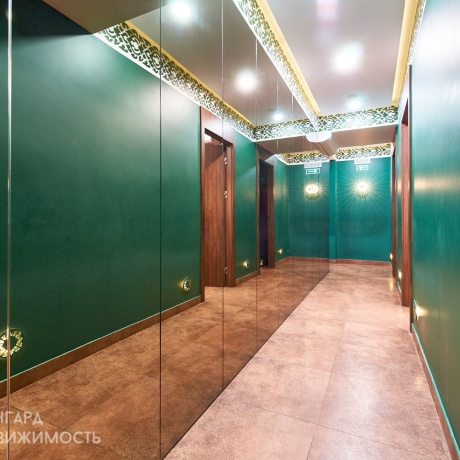 Фотография Продажа административно-торгового помещения 412,7 кв.м. - фото 10