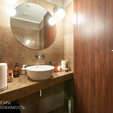 Фотография Продажа административно-торгового помещения 412,7 кв.м. - фото 17