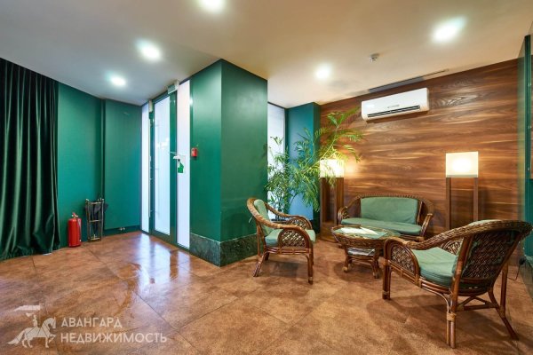 Продажа административно-торгового помещения 412,7 кв.м. - фото 1